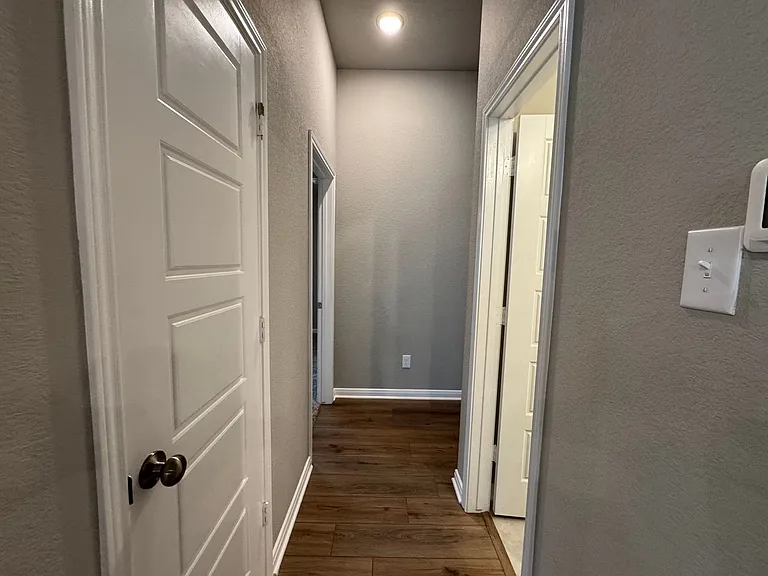 1312 Dowdy Dr — Photo 13