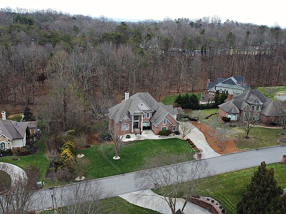 3rd image of 6820 Duncans Glen Dr