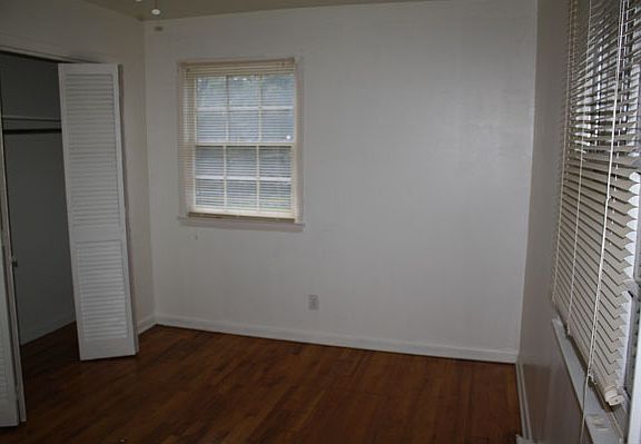 5th image of 2160 N Main St