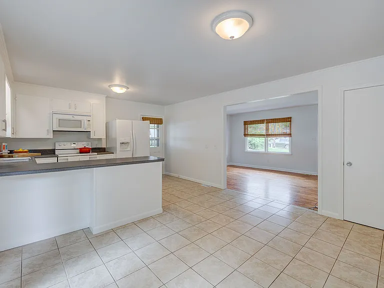 5422 Ridgewood Heights Dr — Photo 8