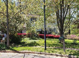 2901 Timber Wood Way, Herndon, VA 20171