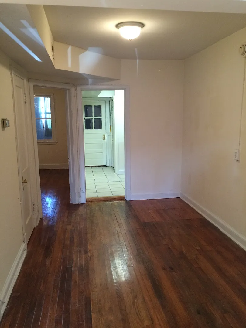 1830 Independence Ave., SE — Photo 3