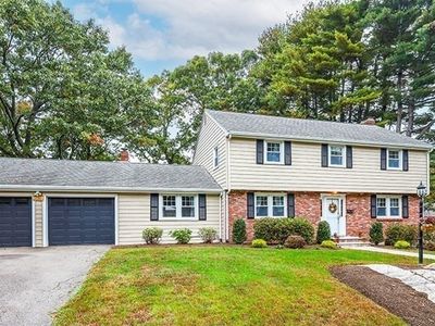 77 Croydon Rd, Norwood, MA, 02062