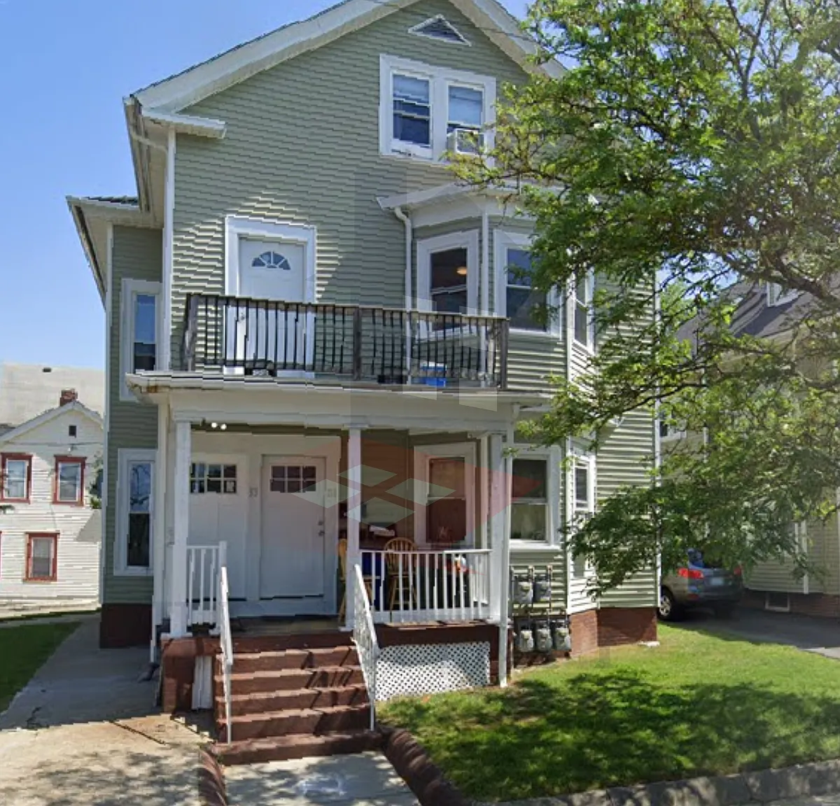 3 bed, $2,000 — Photo 1