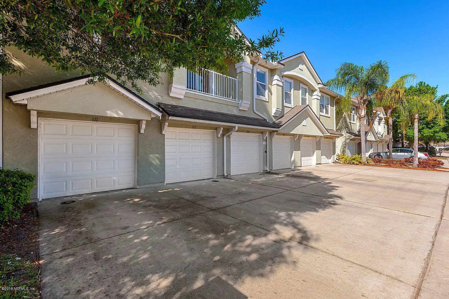 3 bed, 2.0 bath, 1346 sqft, $1,800 — Photo 4