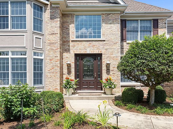 3rd image of 21522 W Goldfinch Ct