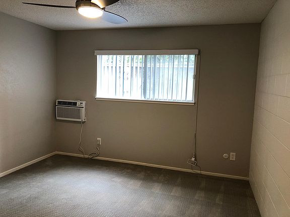 2nd image of 1510 28th St APT 16
