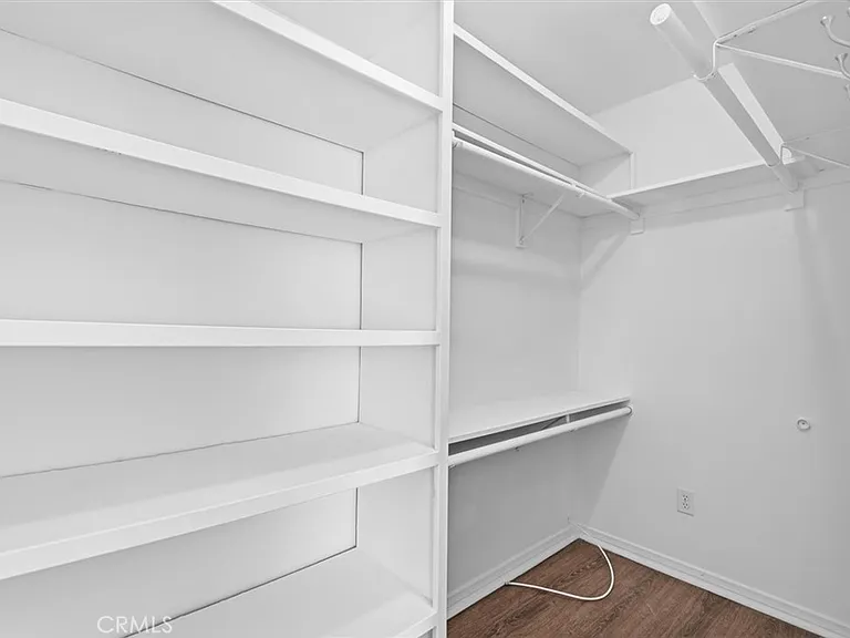 5117 W 133rd St — Photo 23