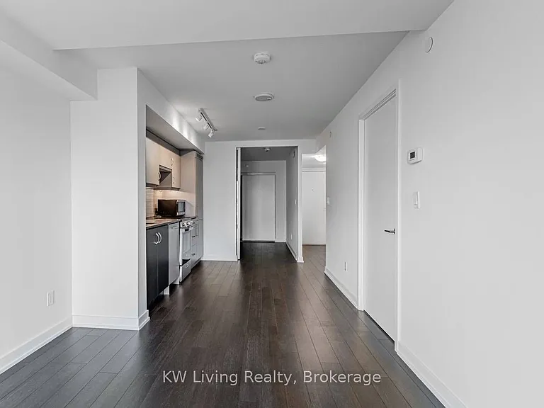 181 Huron St #807 — Photo 10