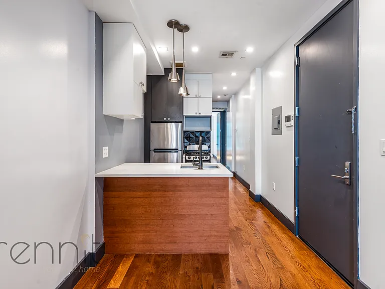 174 Knickerbocker Ave #3L — Photo 3