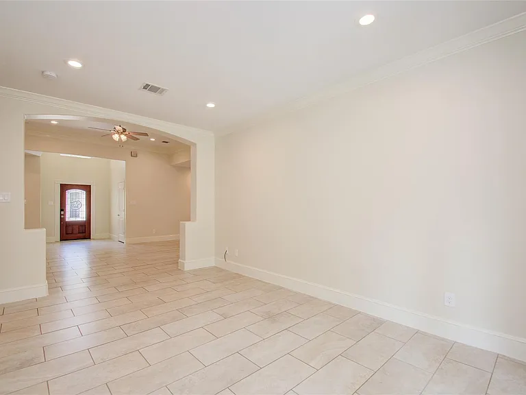 10572 Twin Oak Dr — Photo 18