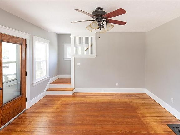 4th image of 28923 Hazel Ave