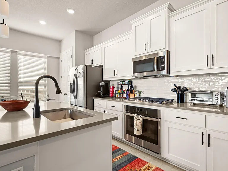 12810 Stanford Dr — Photo 6