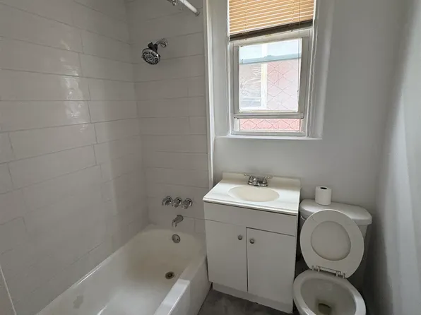 21 Vreeland Terrace image 4 of 6