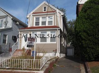9355 207th St, Queens Village, NY 11428