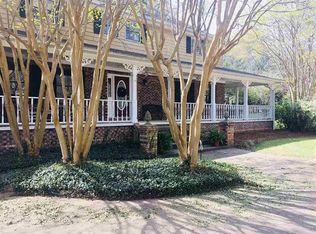 237 Springwood Dr, Terry, MS 39170