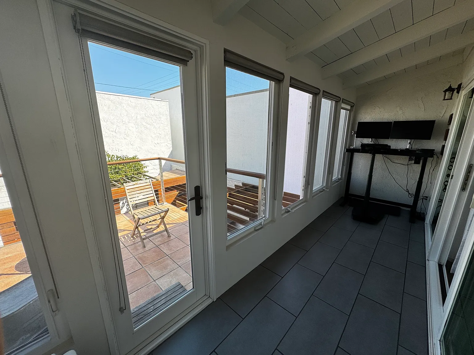 2 bed, 2.5 bath, 1500 sqft, $5,900 — Photo 3