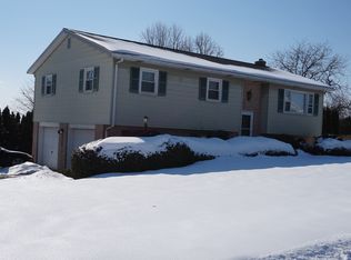 904 Oak Ln, Lebanon, PA 17046