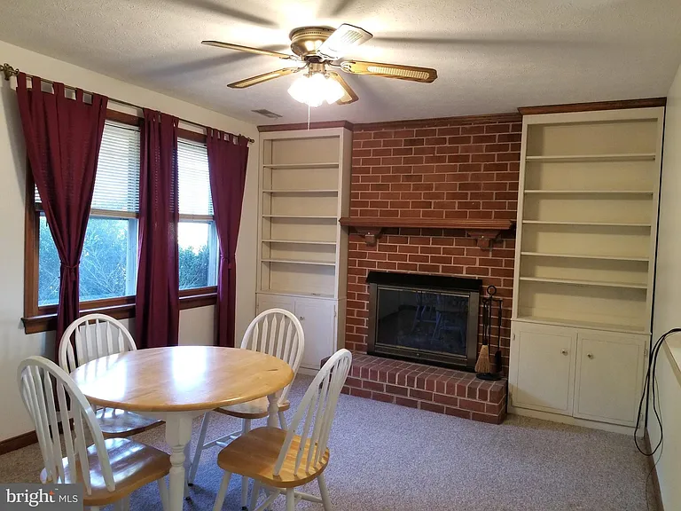 Parrish Ln — Photo 5