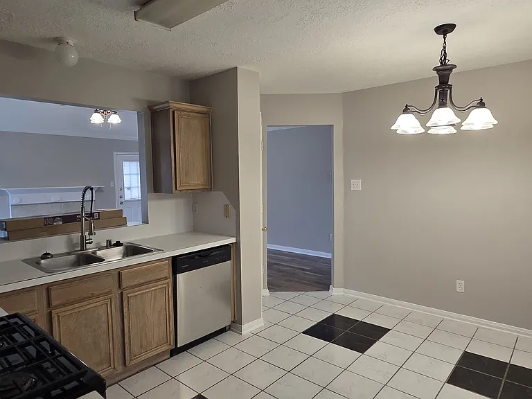 Kitchen/ Dining room (Fridge is not included)