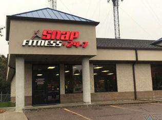 1516 S Sycamore Ave, Sioux Falls, SD 57110