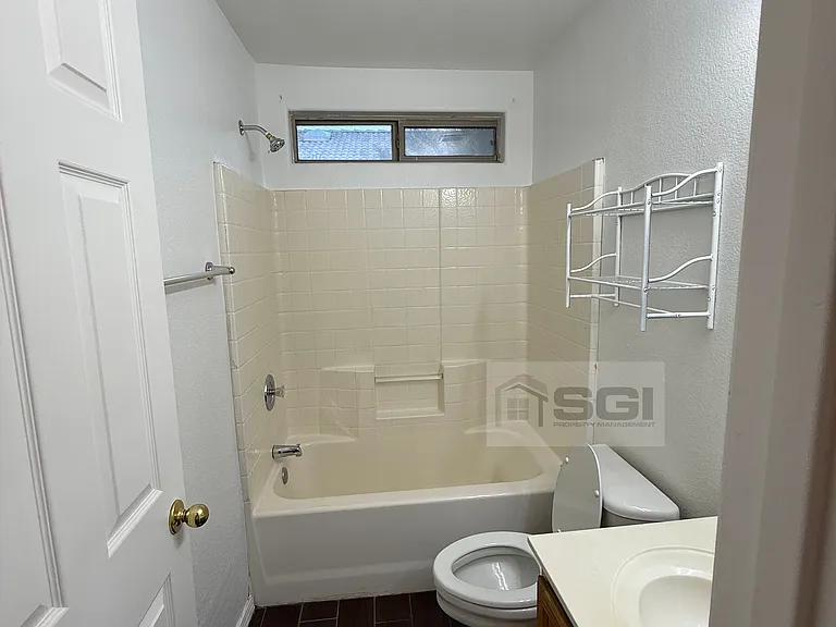13200 W Desert Ln — Photo 4