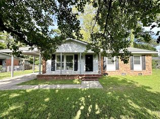 627 Burgoyne Dr, Fayetteville, NC 28314