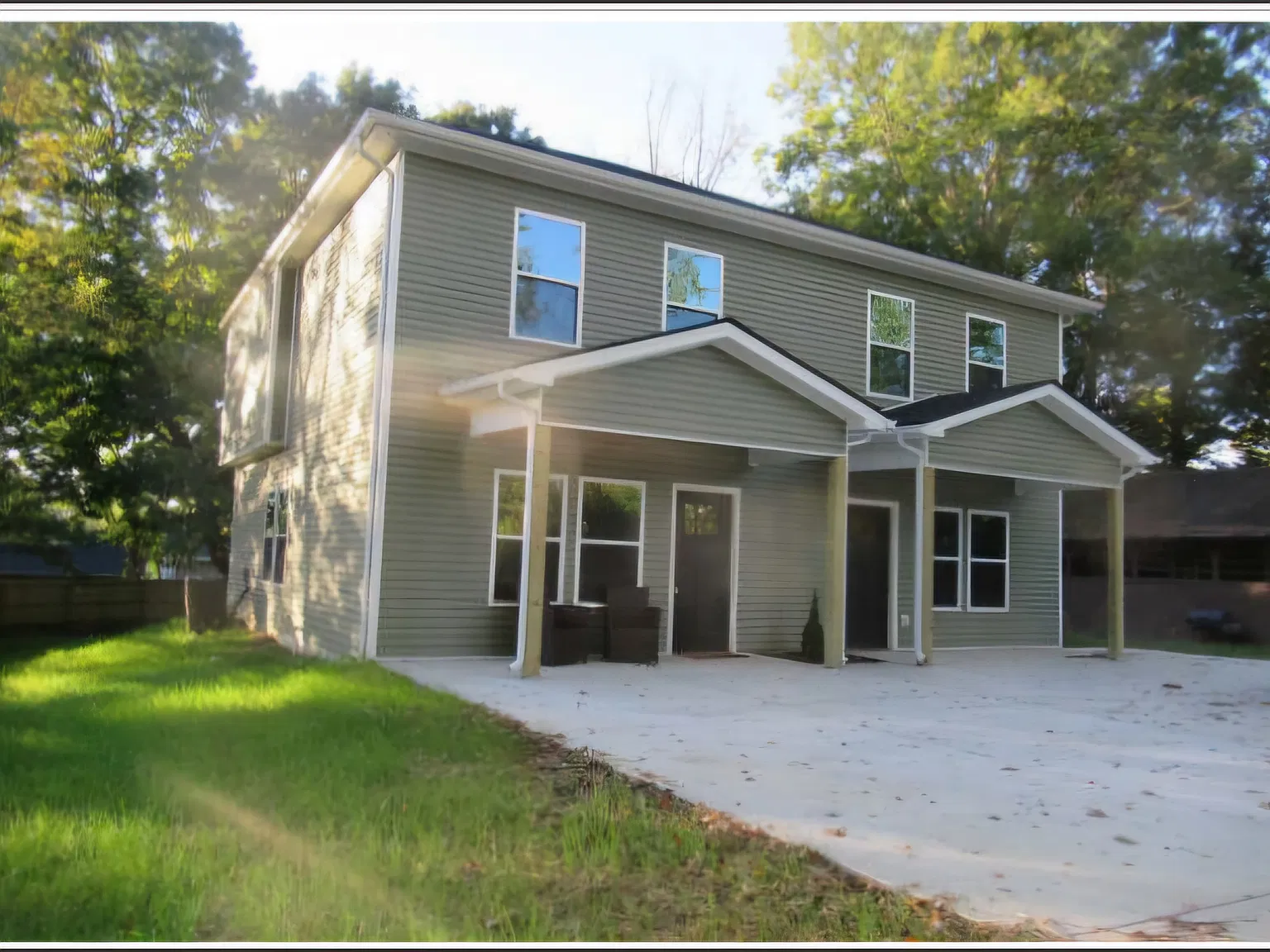 3 bed, 1300 sqft, $1,750 — Photo 1