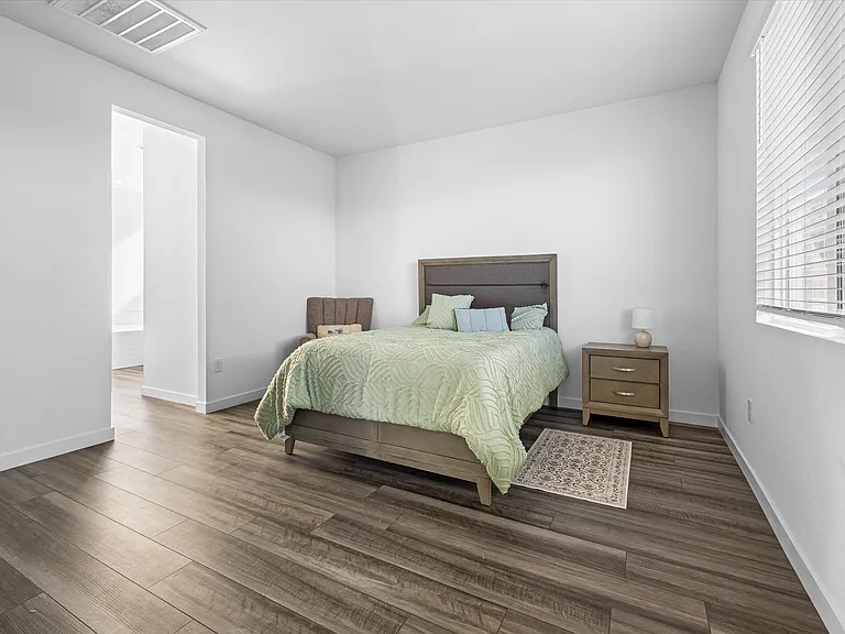 9446 Sequoia Ridge Ave — Photo 9