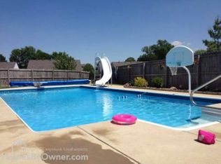 7149 Karst Ct, Indianapolis, IN 46221