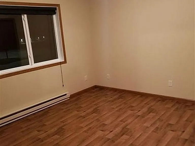 5557-5559 Cyndi Ct — Photo 41