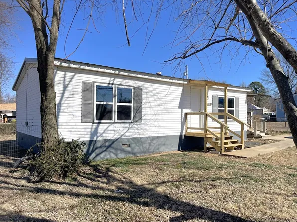 413 W Willow St, Stilwell, OK 74960