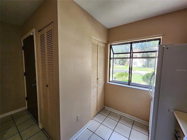 6288 SW 8th Pl — Photo 4