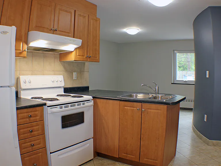 473 Linwell Rd — Photo 14
