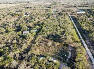 2209 Callihan Rd, Luling, TX 78648
