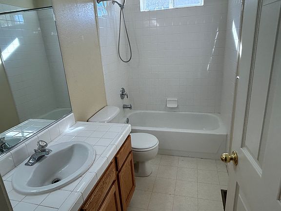 5th image of 1335 Chichester Dr