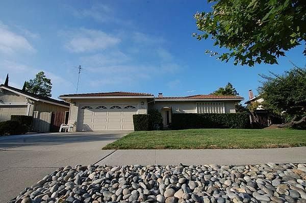 1st image of 1255 Regency Pl