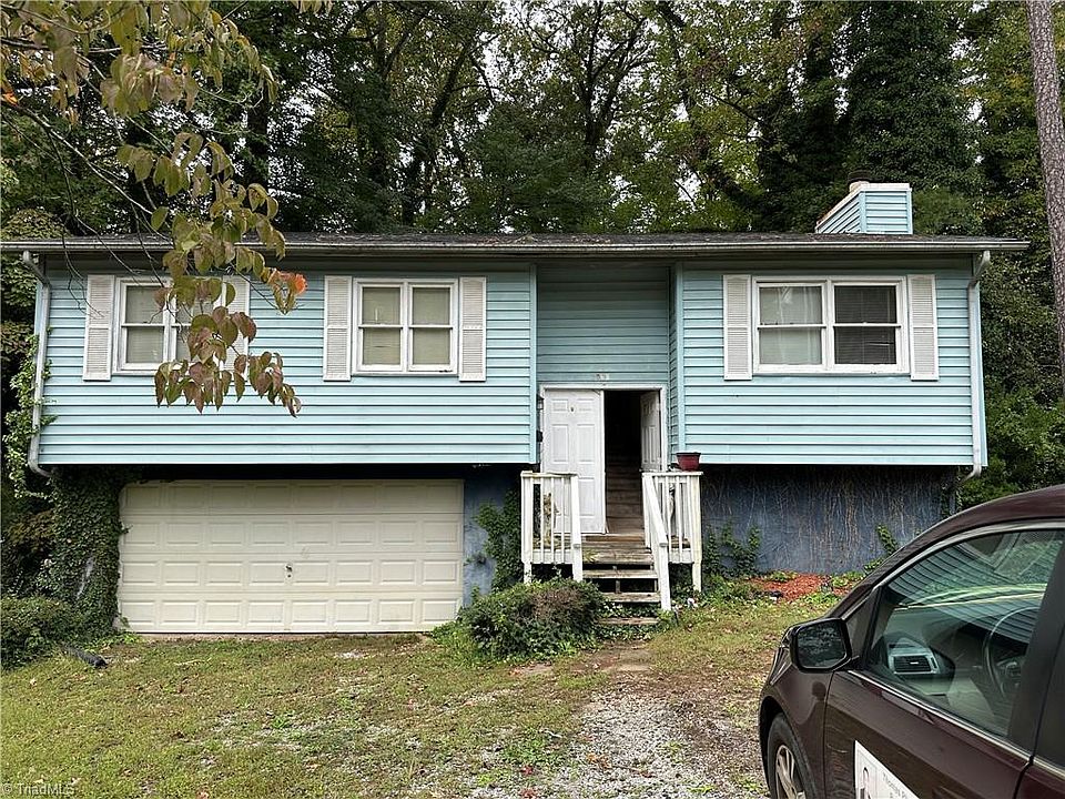 1st image of 805 Arlington St