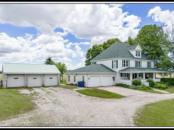 W4458 Rock Rd, Appleton, WI 54913