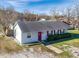 125 E Bowen Blvd, Fayetteville, AR 72703