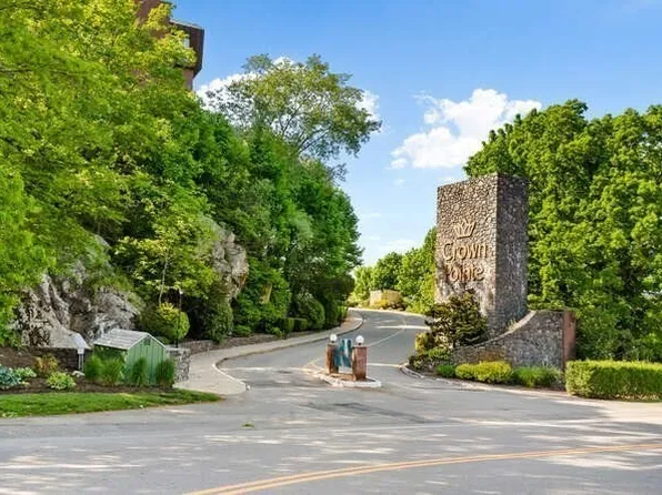 406 Paradise Rd APT 2P, Swampscott, MA 01907