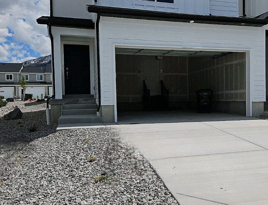 1824 N Patchwork Ave