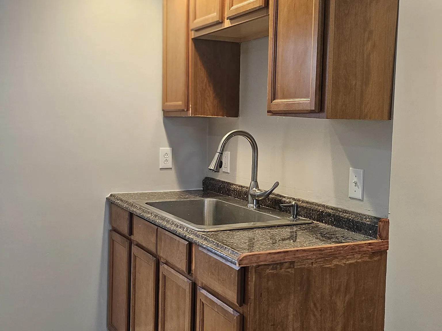 1289 Stafford Rd — Photo 2