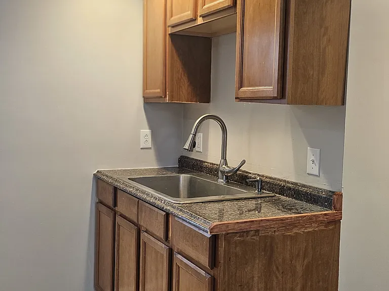 1289 Stafford Rd — Photo 2