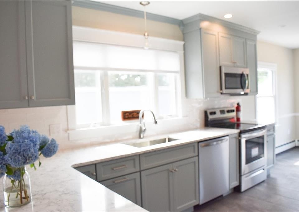 32 Admiral Kalbfus Rd, Newport, RI 02840 Zillow