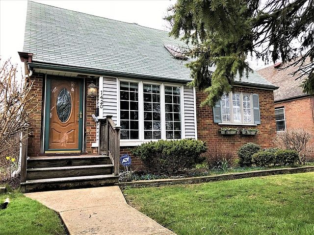 1st image of 1420 Shirley Dr