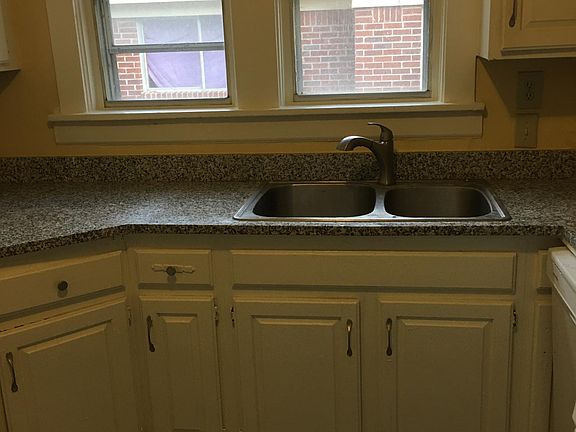 3rd image of 3640 Douglass Ave