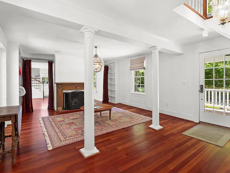 5523 White Hall Rd — Photo 5