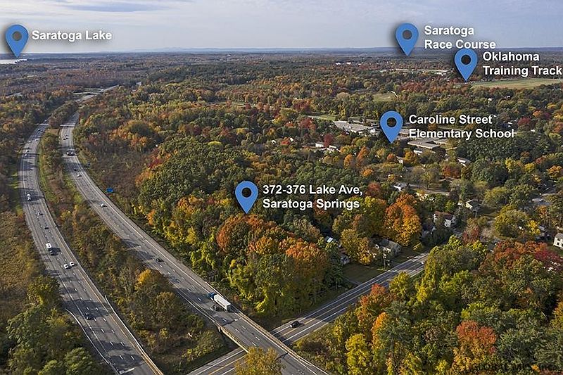 3rd image of 372-376 LAKE Avenue