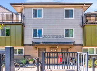 15821 NE Leary Way APT C126, Redmond, WA 98052